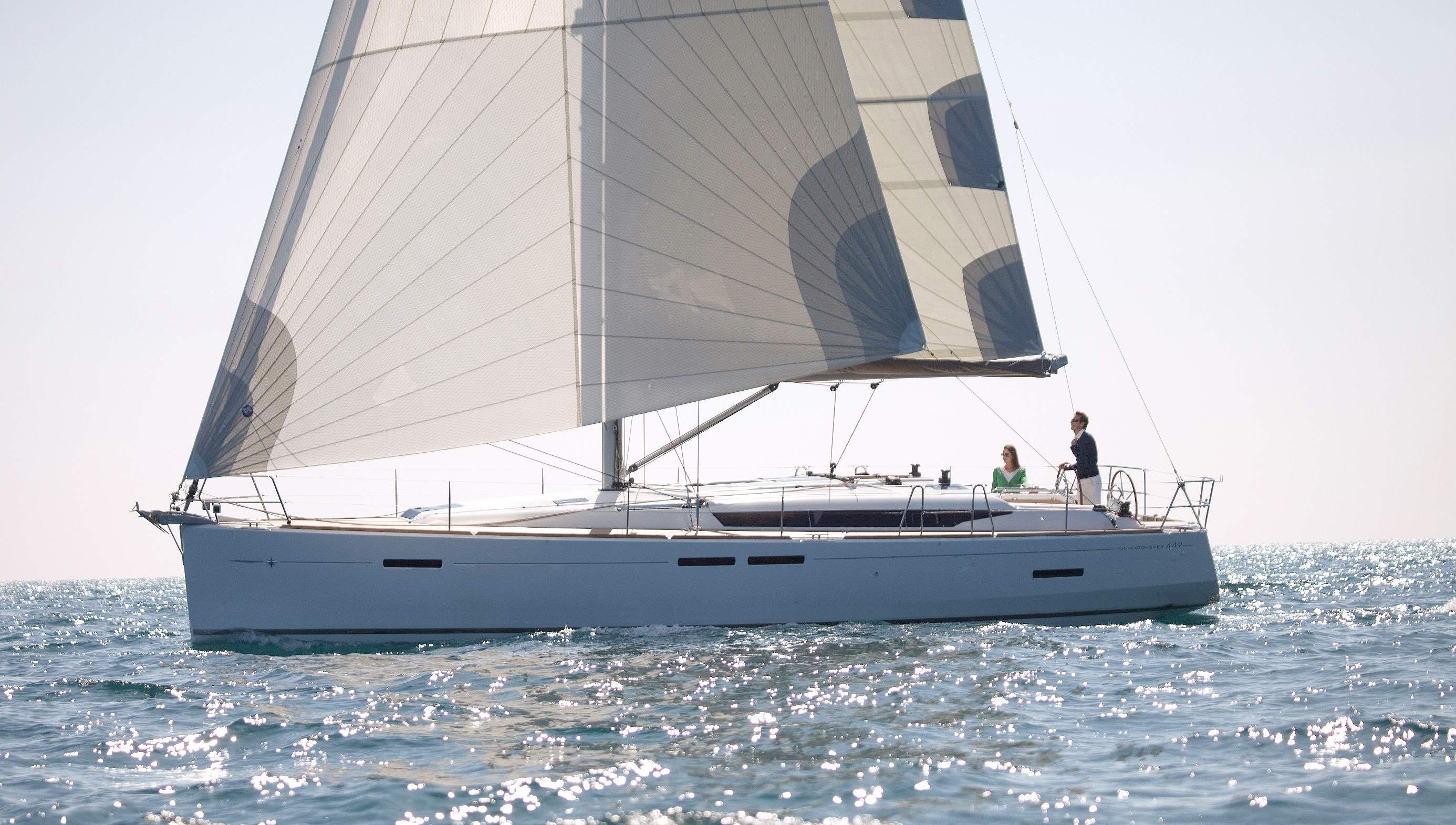 One of the new Sun Odyssey training yachts is put through its paces. Image:One of the new Sun Odyssey training yachts is put through its paces.