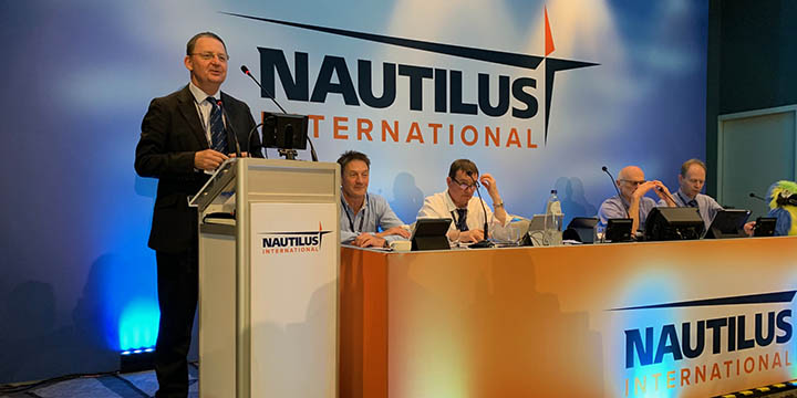 Mark Dickinson speaks to the fair pay motion at GM19. Mark Dickinson speaks to the fair pay motion at GM19.